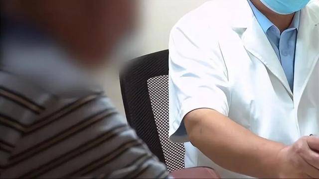 最令人诧异的贪官情妇:公公婆婆都是院士.... 最令人诧异的贪官情妇:公公婆婆都是院士....