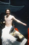 “八块肌”全男舞剧暴红  女观众嗨翻了